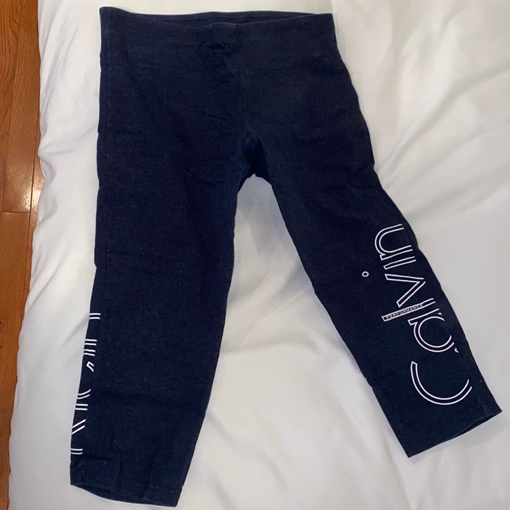 Calvin Klein Perfomance Capris Leggings L